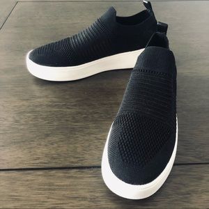 Steve Madden Women’s Beale Sneaker | Black | Size 7